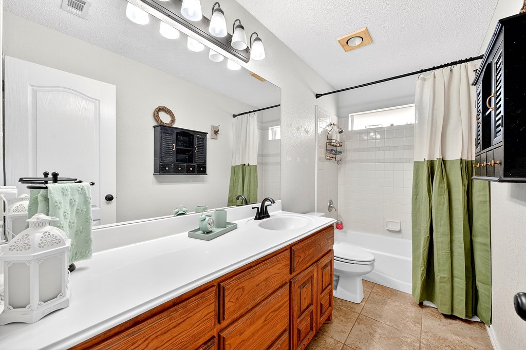 2104 S County Rd 1086