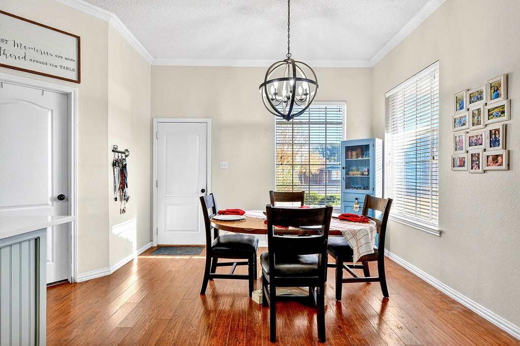 2104 S County Rd 1086