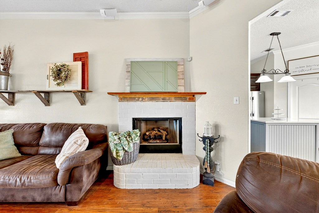 2104 S County Rd 1086