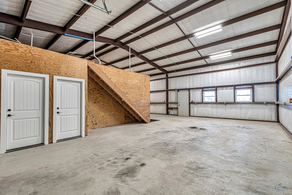 1401 S County Rd 1072