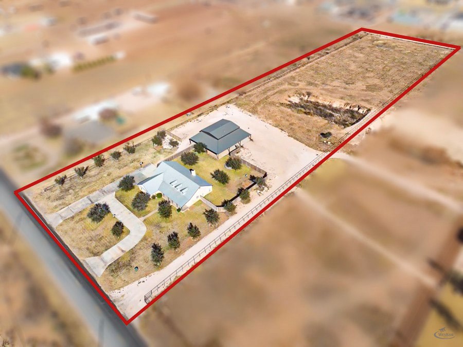 1401 S County Rd 1072