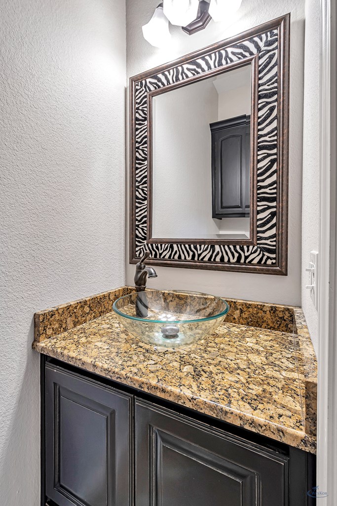 1401 S County Rd 1072