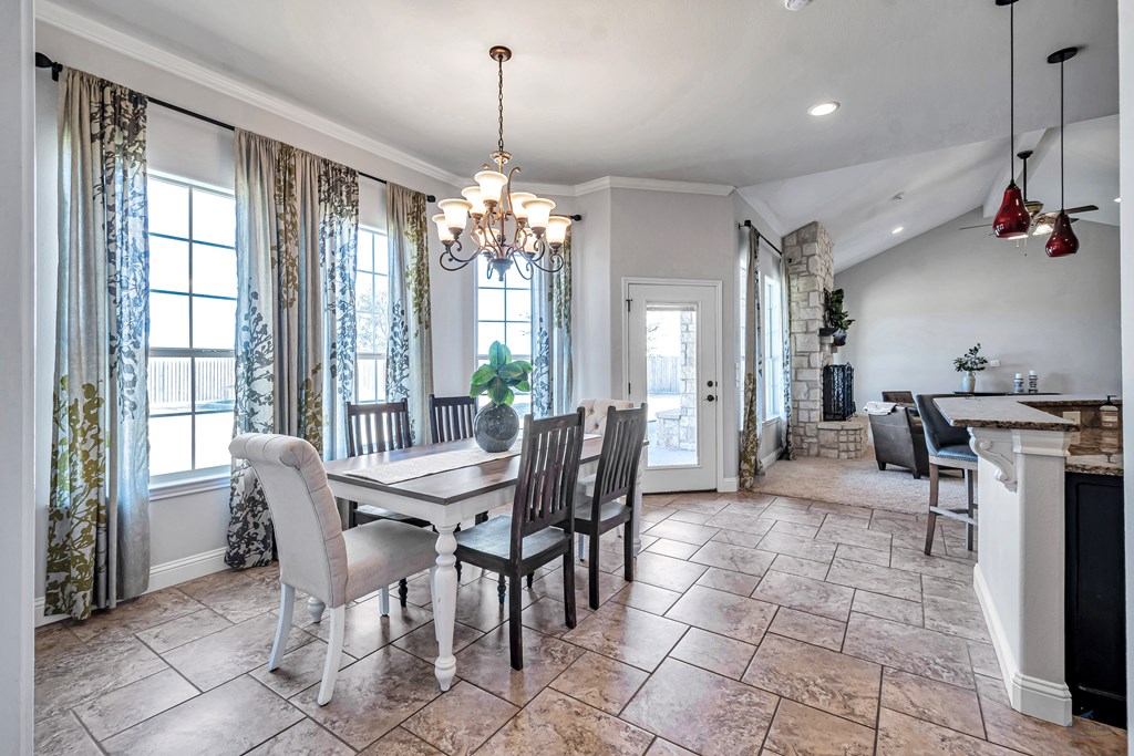 1401 S County Rd 1072