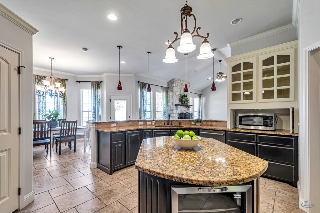 1401 S County Rd 1072