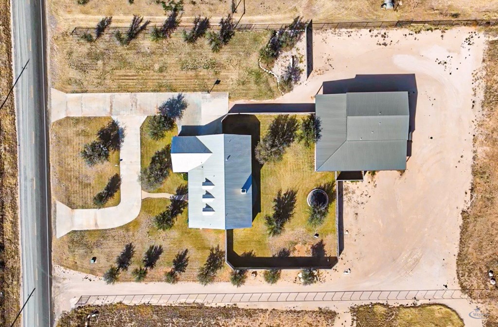 1401 S County Rd 1072