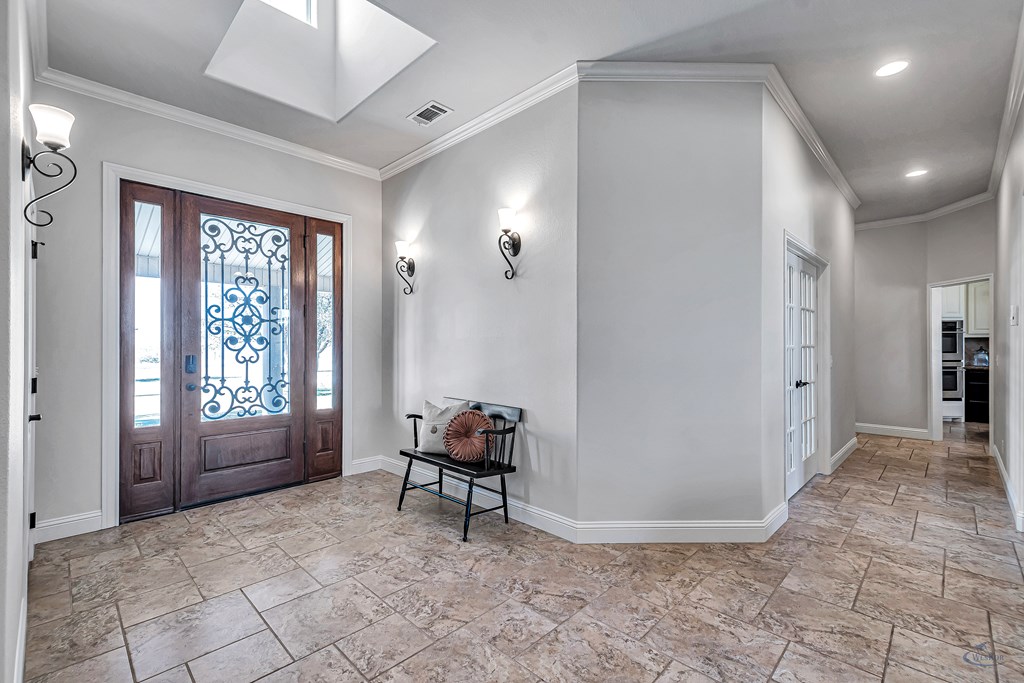 1401 S County Rd 1072