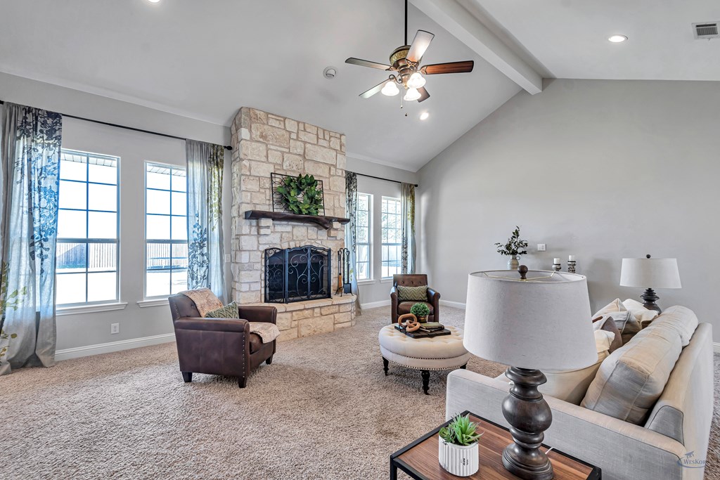 1401 S County Rd 1072