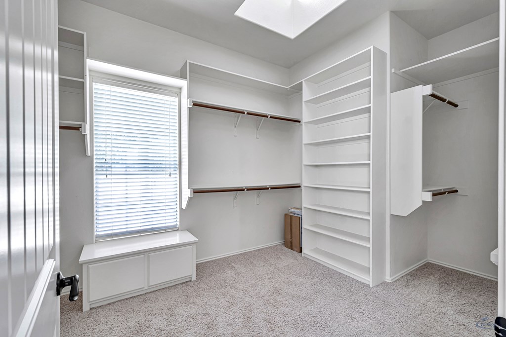 1401 S County Rd 1072