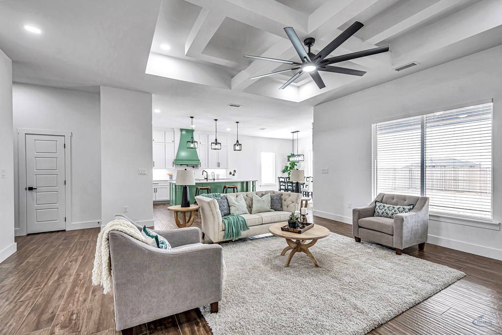 2200 S County Rd 1059