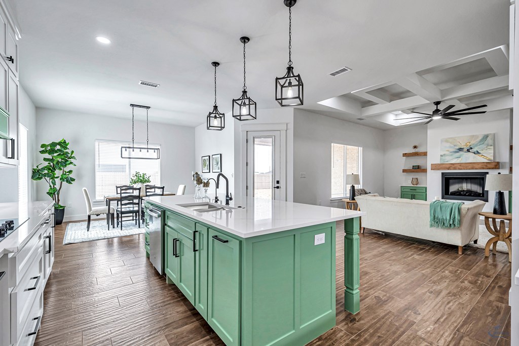 2200 S County Rd 1059