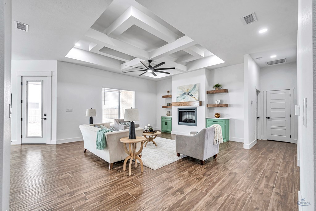 2200 S County Rd 1059