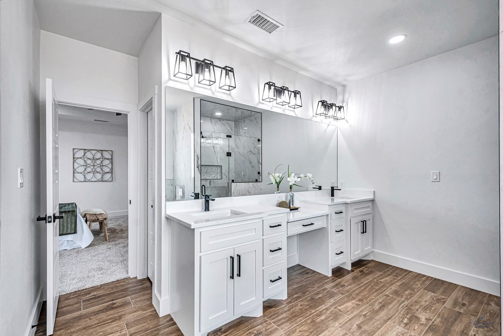 2200 S County Rd 1059