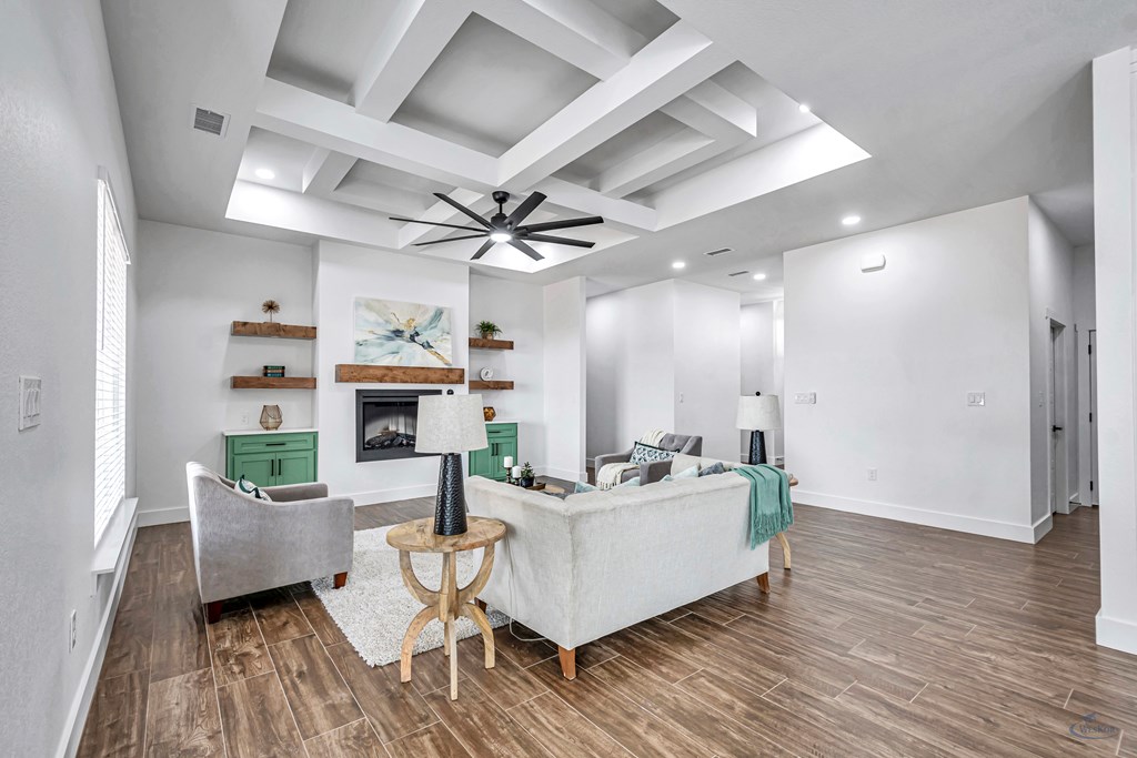 2200 S County Rd 1059