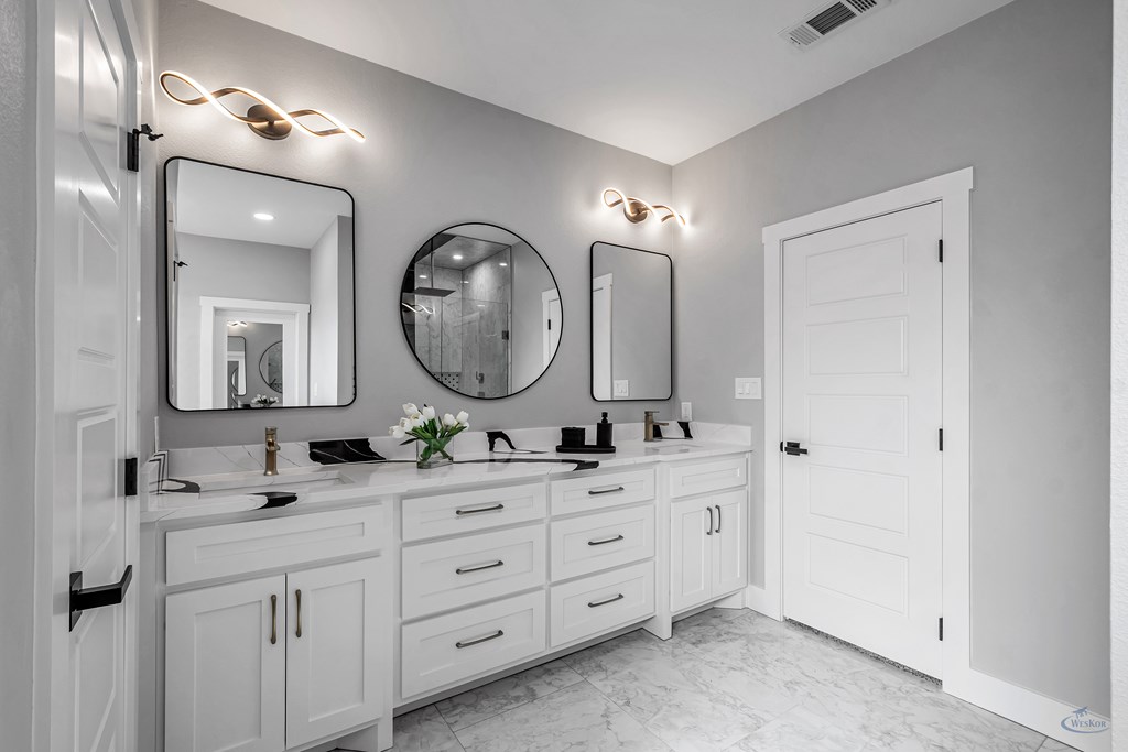 2102 S County Rd 1059