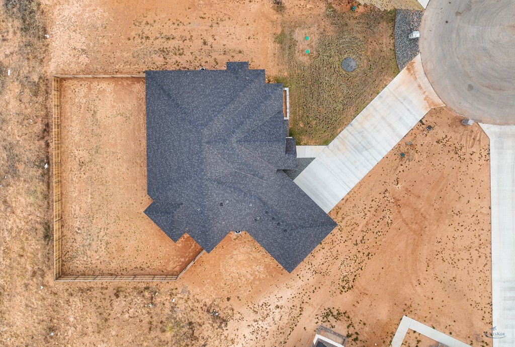 2102 S County Rd 1059