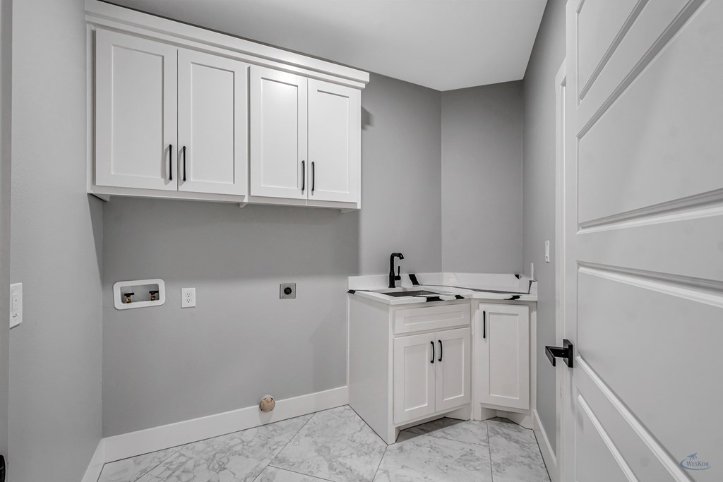 2102 S County Rd 1059