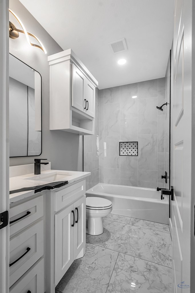 2102 S County Rd 1059