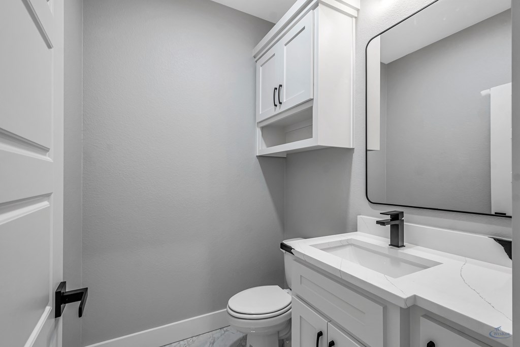 2102 S County Rd 1059