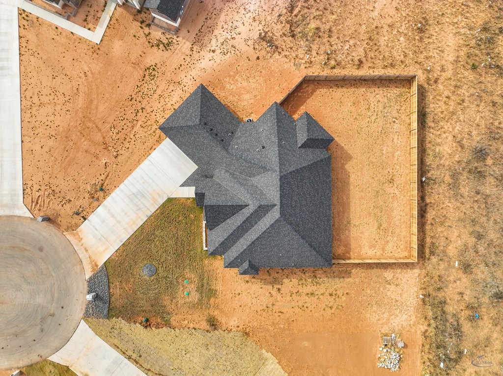 2102 S County Rd 1059