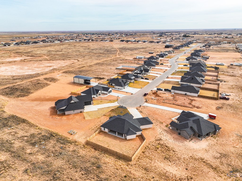 2102 S County Rd 1059