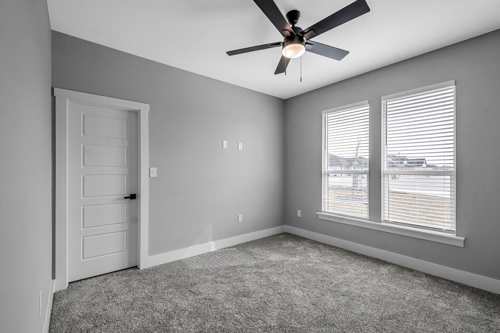 2102 S County Rd 1059