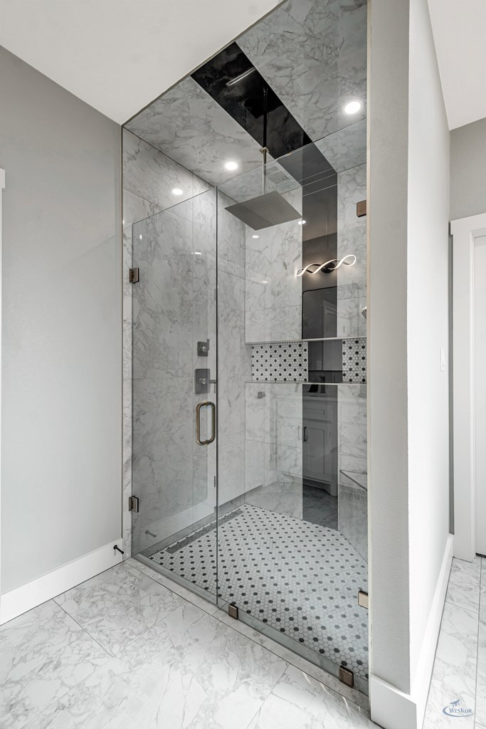 2102 S County Rd 1059