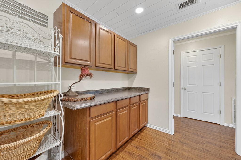 10903 E County Rd 105