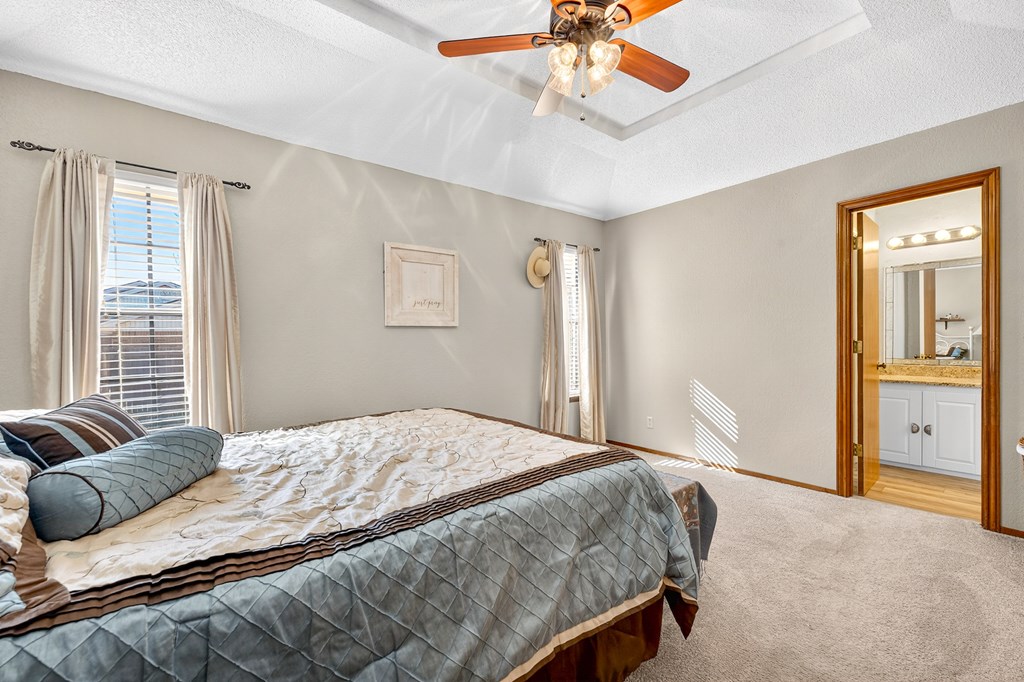 10903 E County Rd 105