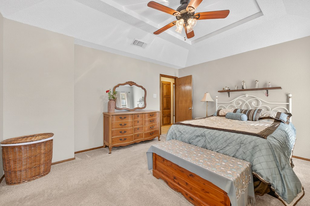 10903 E County Rd 105