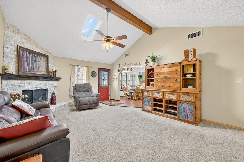 10903 E County Rd 105