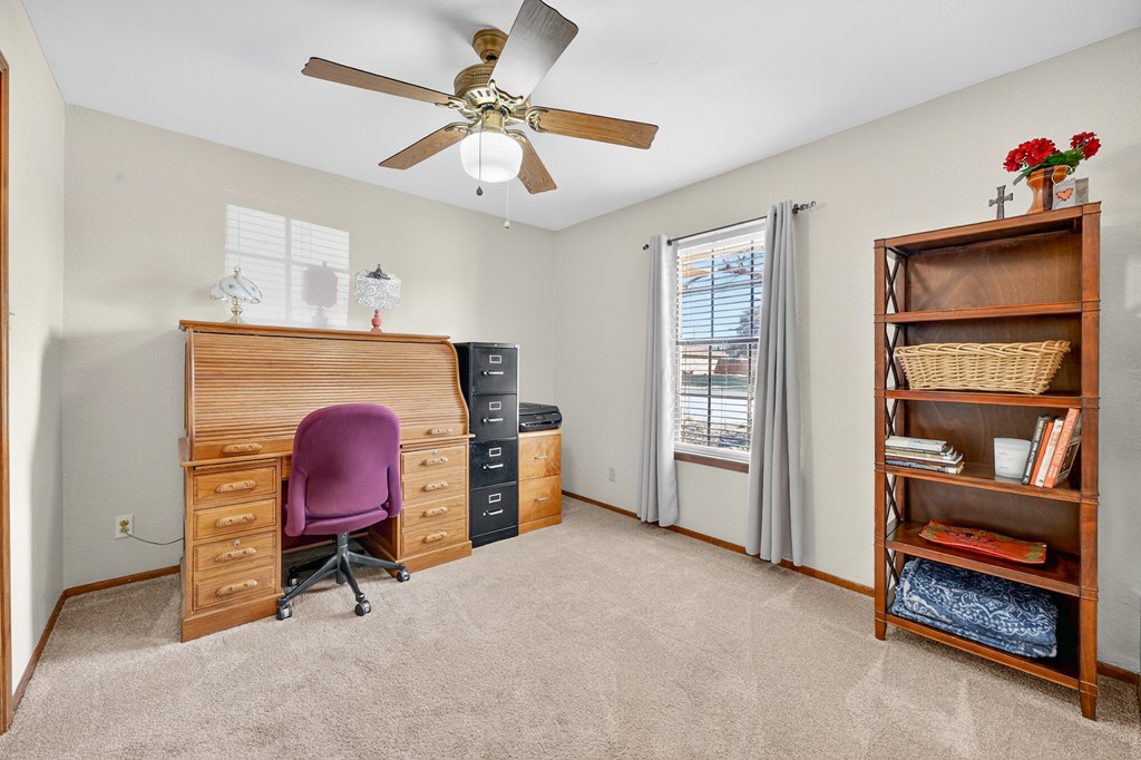 10903 E County Rd 105