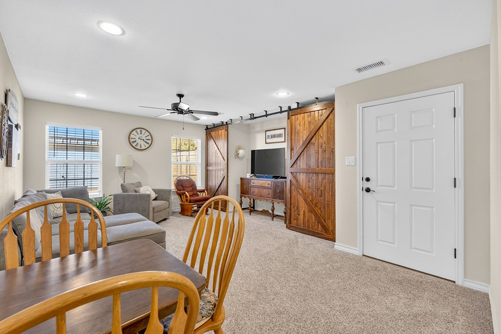 10903 E County Rd 105