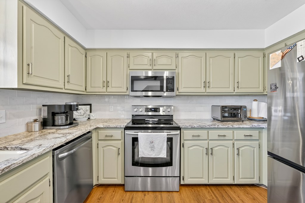 10903 E County Rd 105