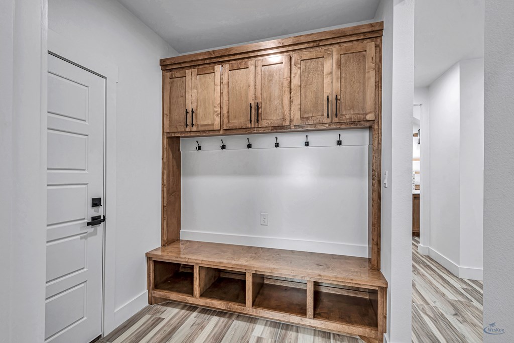 2105 S County Rd 1059