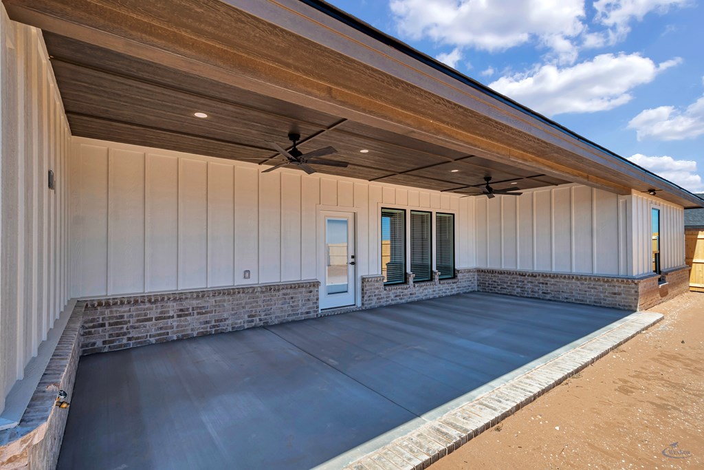 2105 S County Rd 1059