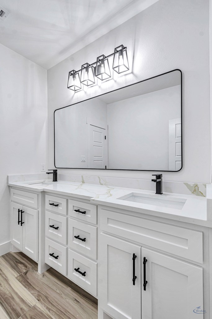 2105 S County Rd 1059