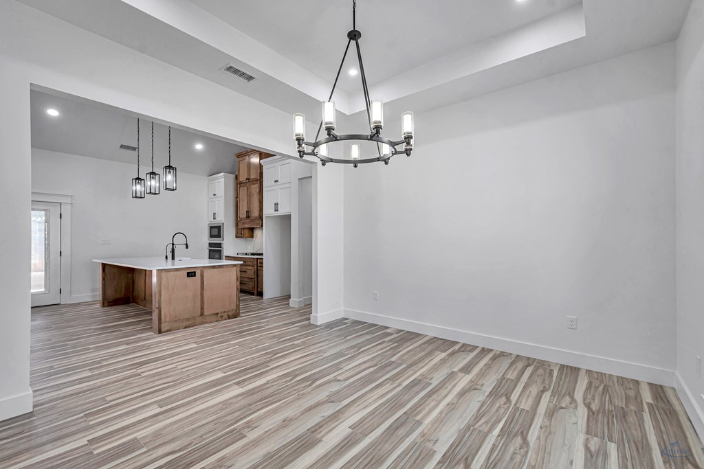 2105 S County Rd 1059