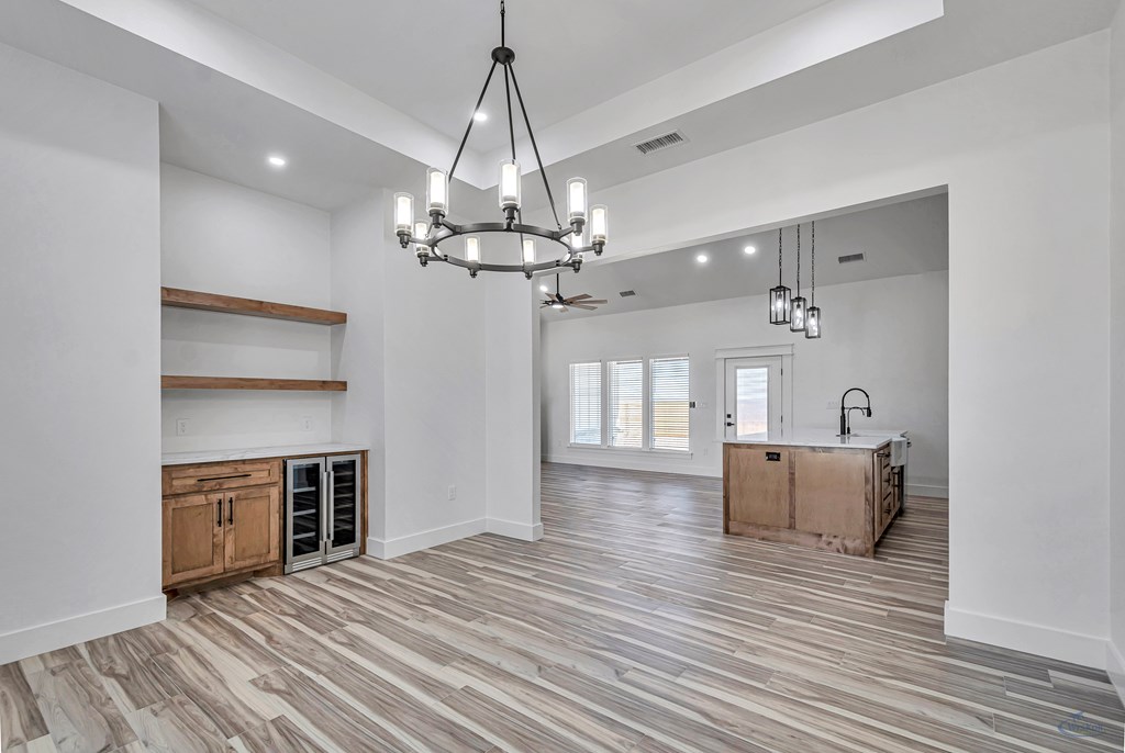 2105 S County Rd 1059