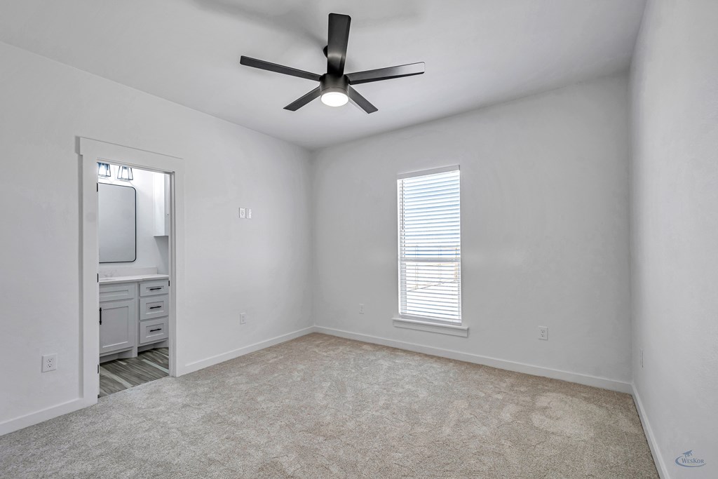 2105 S County Rd 1059