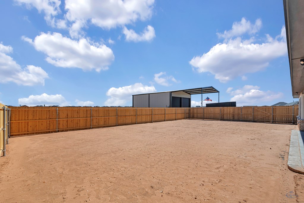 2105 S County Rd 1059