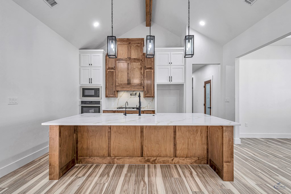 2105 S County Rd 1059