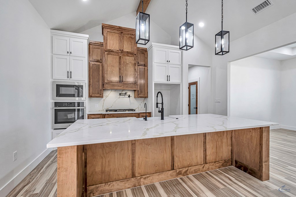 2105 S County Rd 1059