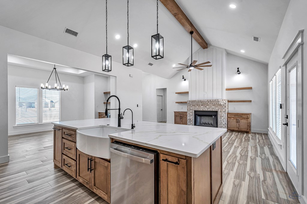 2105 S County Rd 1059