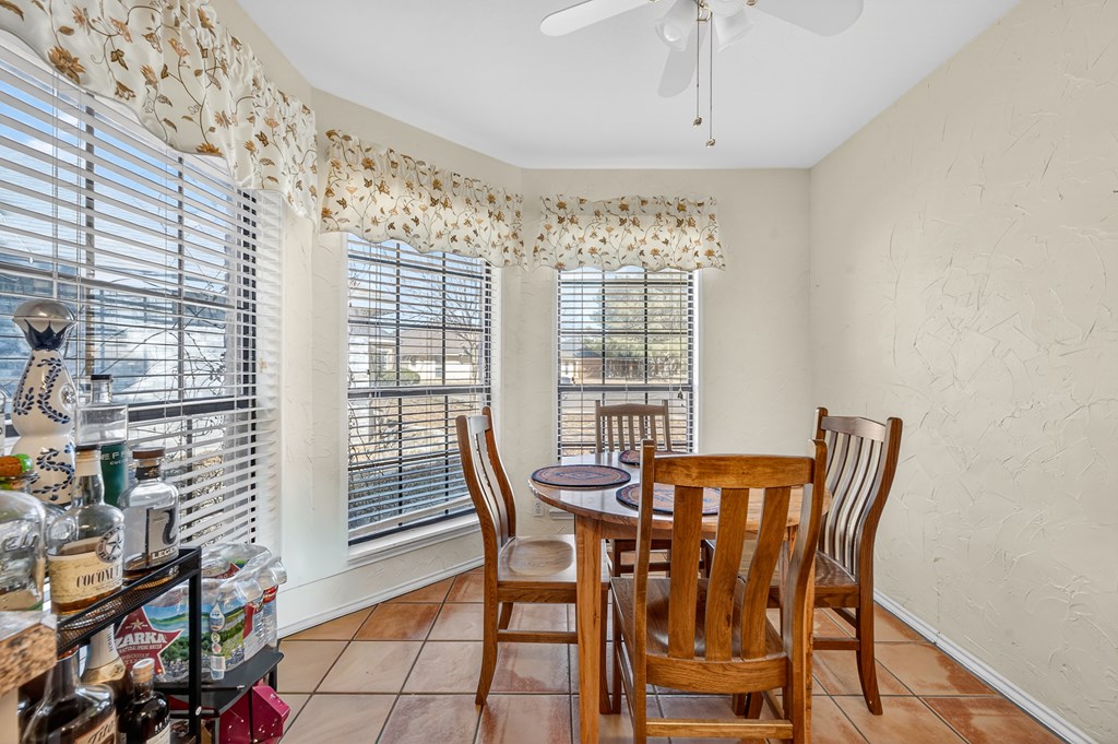 2911 Arrowhead Trail