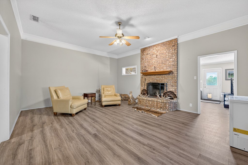 2911 Arrowhead Trail