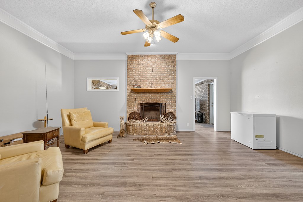 2911 Arrowhead Trail