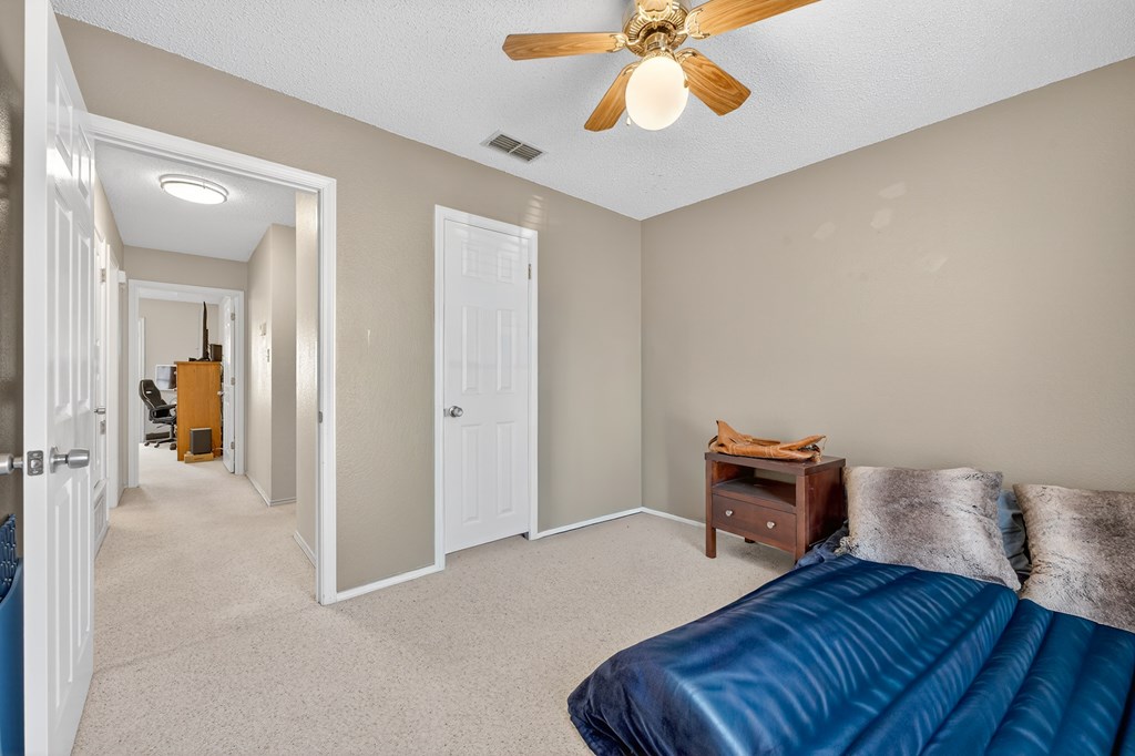 2911 Arrowhead Trail