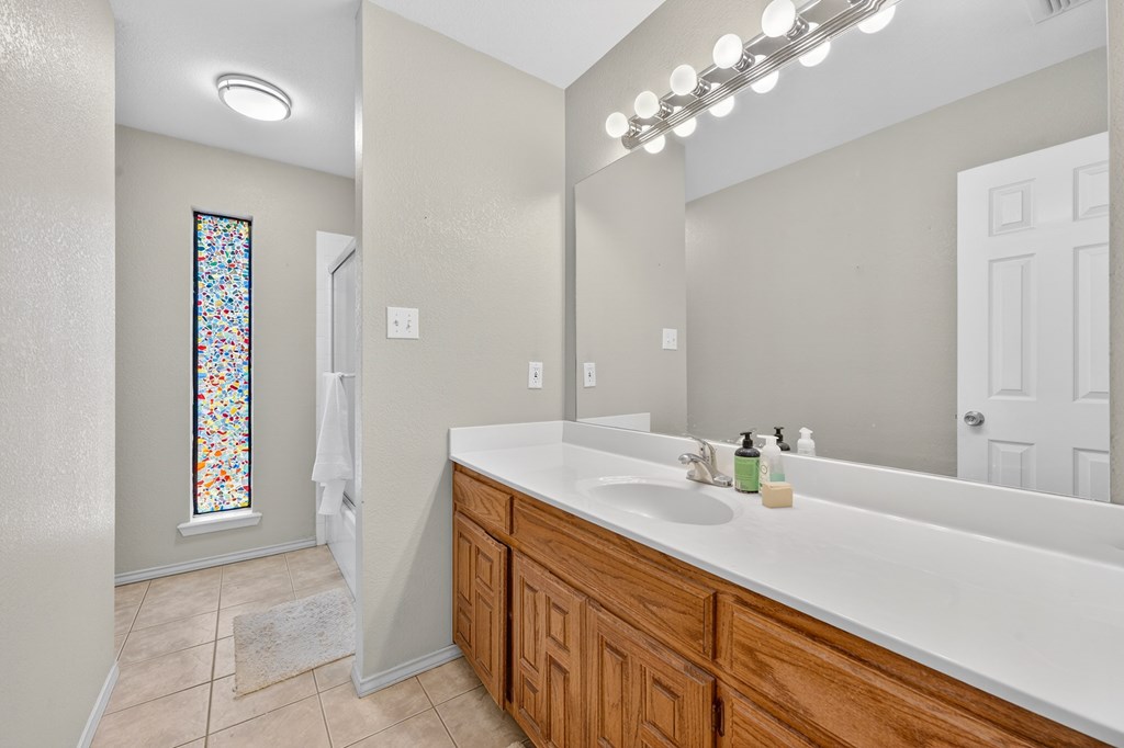 2911 Arrowhead Trail