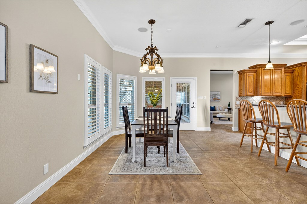5001 Widener Strip