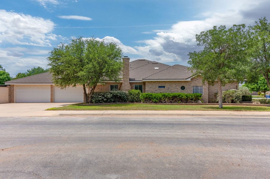 5001 Widener Strip